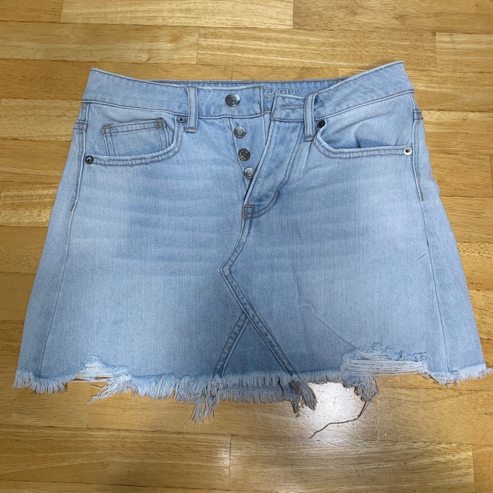 American Eagle Light Wash Denim Skirt | 0